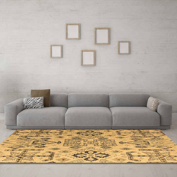 Machine Washable Abstract Brown Modern Rug in a Living Room,, wshabs4884brn