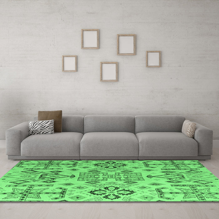 Machine Washable Abstract Emerald Green Modern Area Rugs in a Living Room,, wshabs4884emgrn