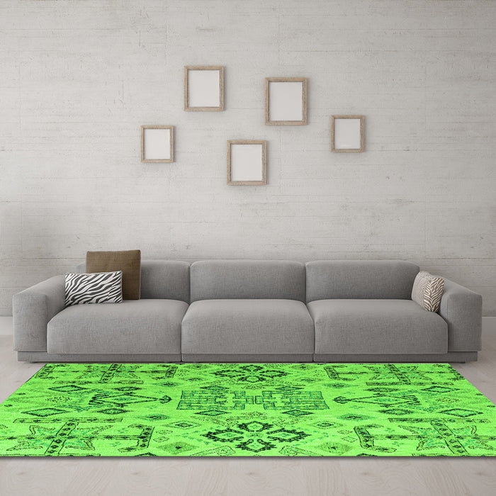 Machine Washable Abstract Green Modern Area Rugs in a Living Room,, wshabs4884grn
