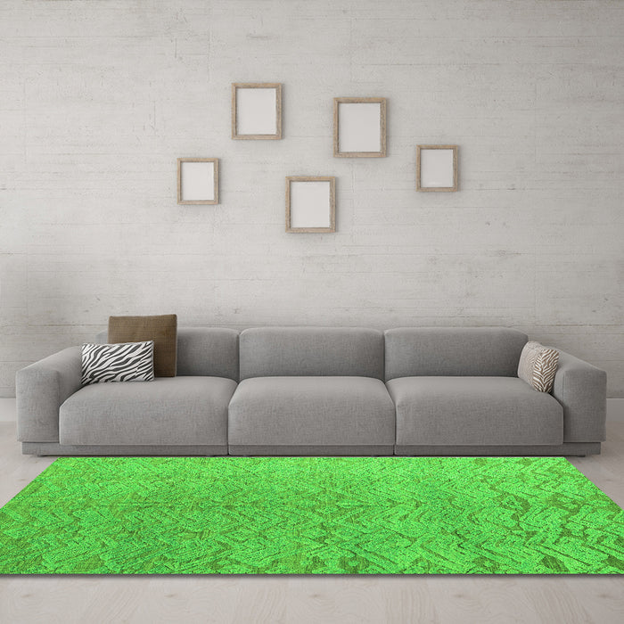 Machine Washable Abstract Green Modern Area Rugs in a Living Room,, wshabs4885grn