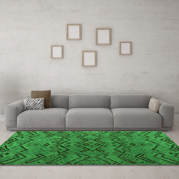 Machine Washable Abstract Green Modern Area Rugs in a Living Room,, wshabs4889grn