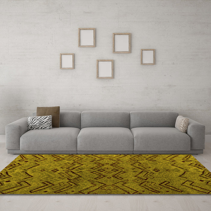 Machine Washable Abstract Yellow Modern Rug in a Living Room, wshabs4889yw