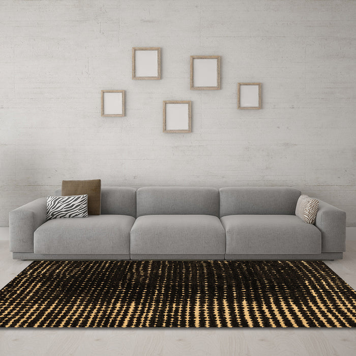 Machine Washable Abstract Brown Modern Rug in a Living Room,, wshabs4895brn