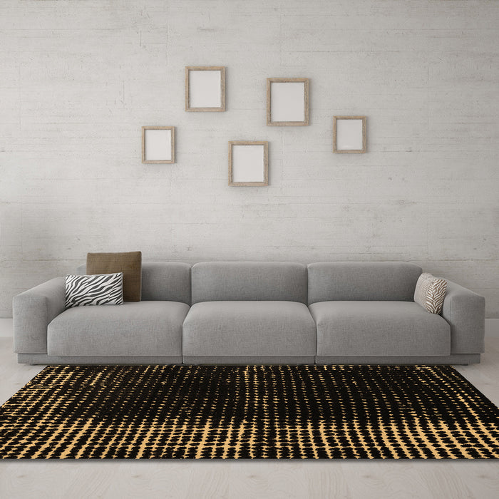 Machine Washable Abstract Brown Modern Rug in a Living Room,, wshabs4898brn