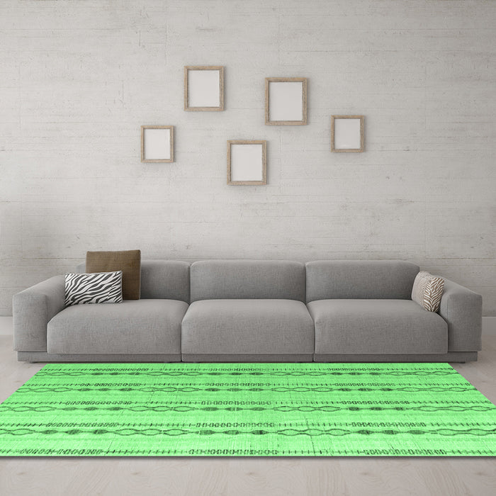 Machine Washable Abstract Emerald Green Modern Area Rugs in a Living Room,, wshabs4914emgrn