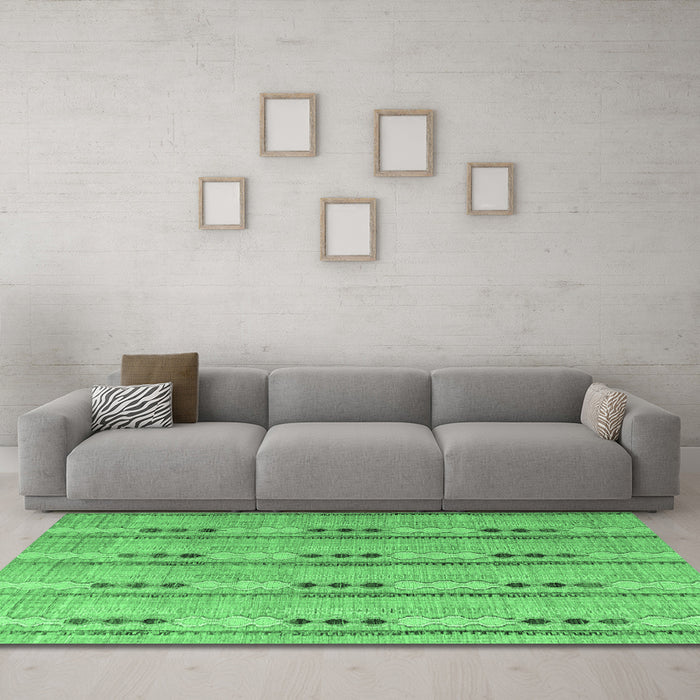 Machine Washable Abstract Emerald Green Modern Area Rugs in a Living Room,, wshabs4916emgrn