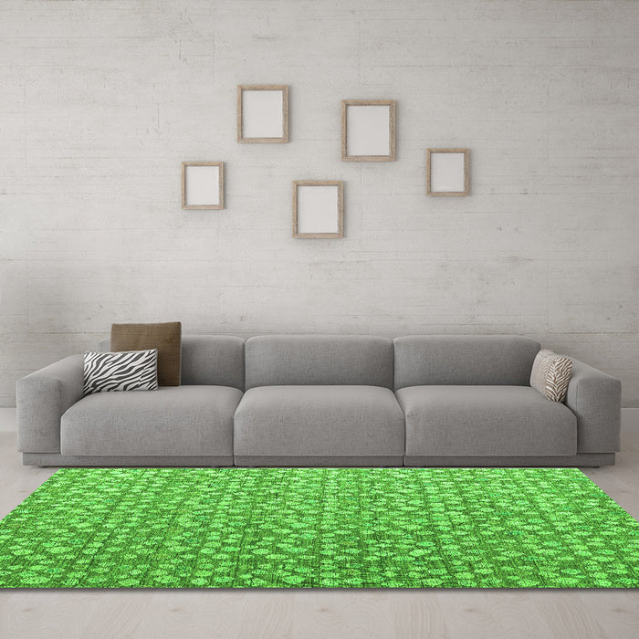 Machine Washable Abstract Green Modern Area Rugs in a Living Room,, wshabs4917grn