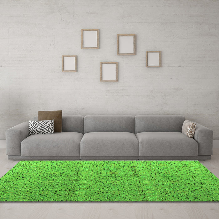 Machine Washable Abstract Green Modern Area Rugs in a Living Room,, wshabs4918grn