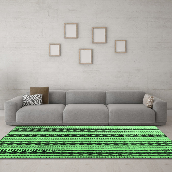 Machine Washable Abstract Emerald Green Modern Area Rugs in a Living Room,, wshabs4922emgrn
