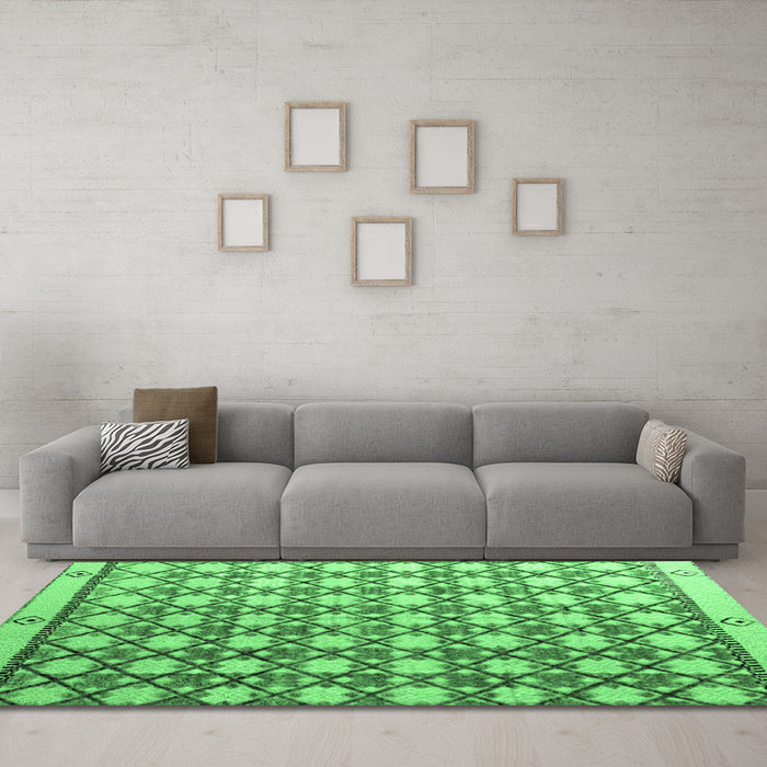Machine Washable Abstract Emerald Green Modern Area Rugs in a Living Room,, wshabs4929emgrn