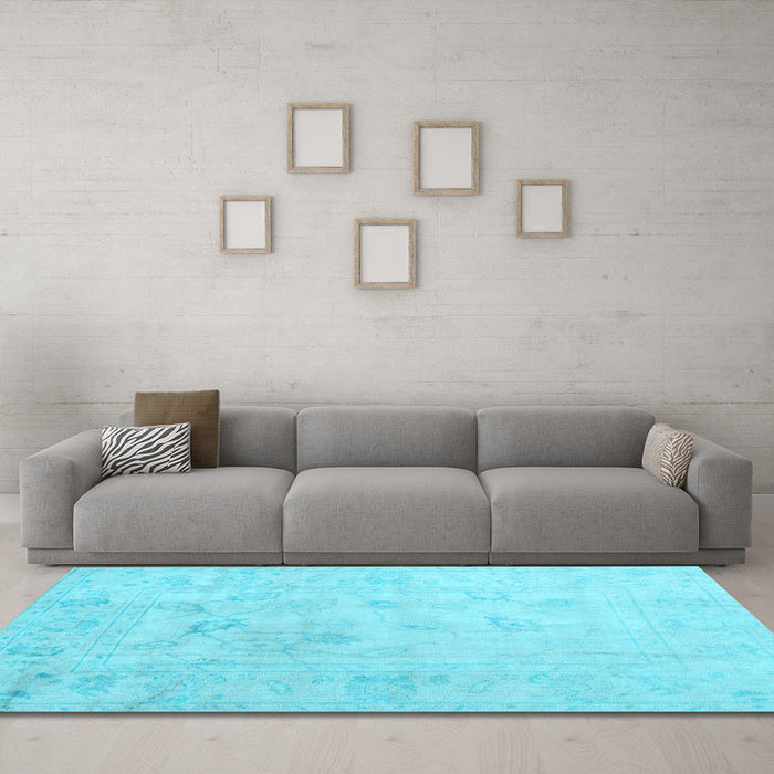 Machine Washable Oriental Light Blue Traditional Rug in a Living Room, wshabs4933lblu