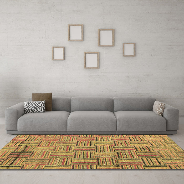 Machine Washable Abstract Brown Modern Rug in a Living Room,, wshabs4943brn