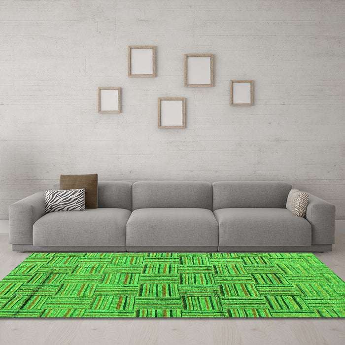 Machine Washable Abstract Green Modern Area Rugs in a Living Room,, wshabs4943grn