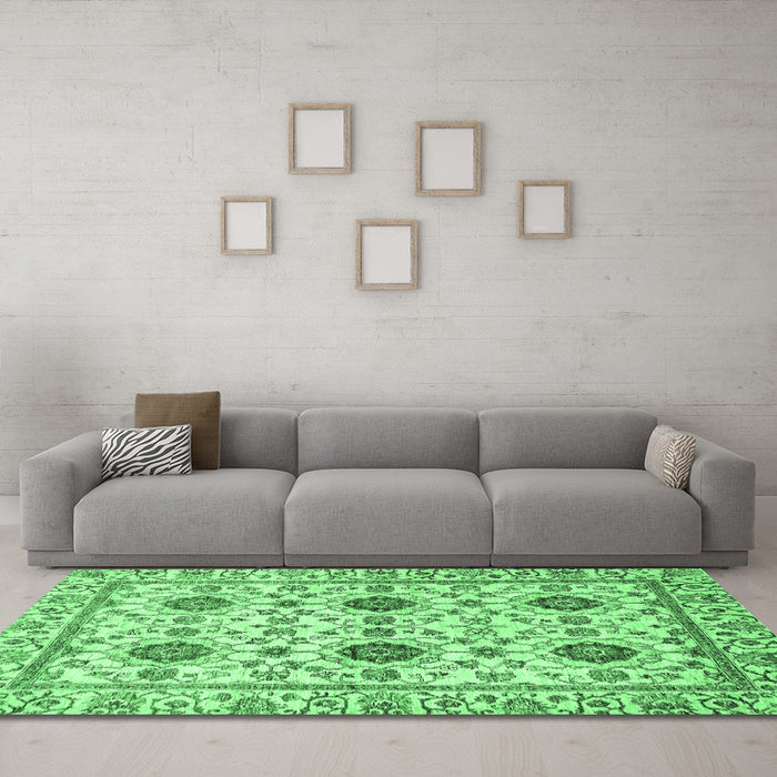 Machine Washable Abstract Emerald Green Modern Area Rugs in a Living Room,, wshabs494emgrn