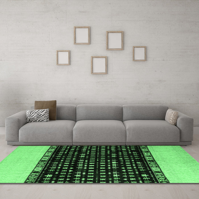 Machine Washable Abstract Emerald Green Modern Area Rugs in a Living Room,, wshabs4971emgrn