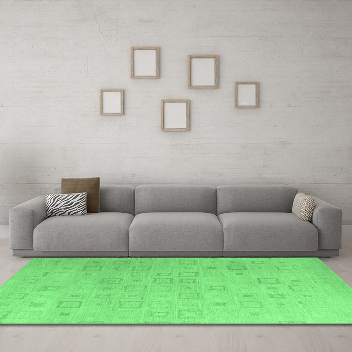 Machine Washable Solid Emerald Green Modern Area Rugs in a Living Room,, wshabs4972emgrn