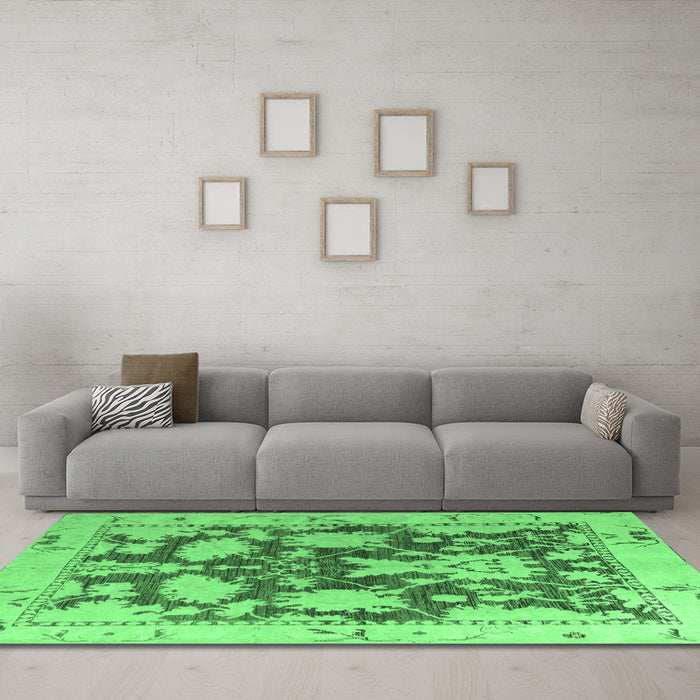 Machine Washable Abstract Emerald Green Modern Area Rugs in a Living Room,, wshabs4973emgrn
