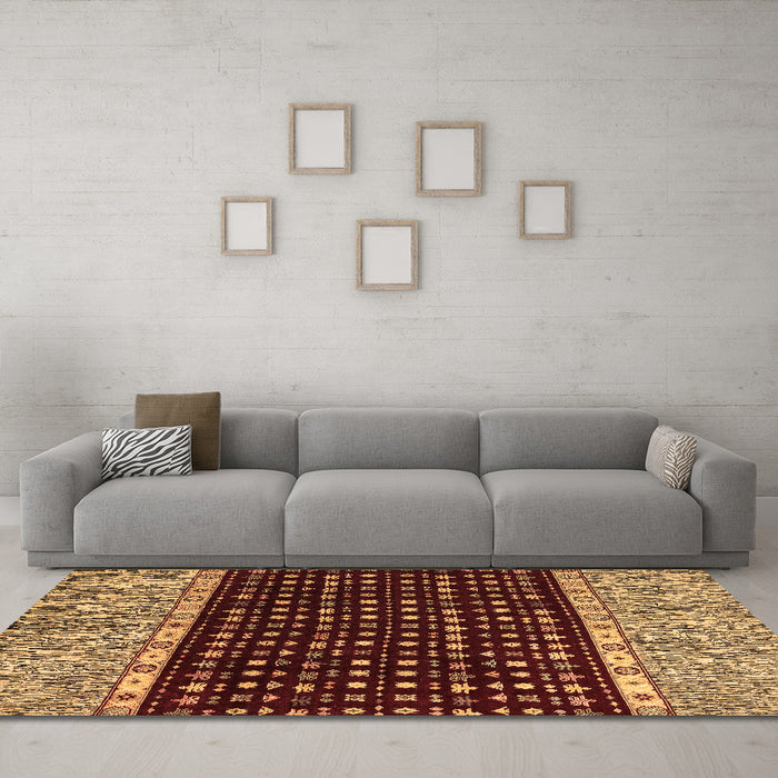 Machine Washable Abstract Brown Modern Rug in a Living Room,, wshabs4975brn