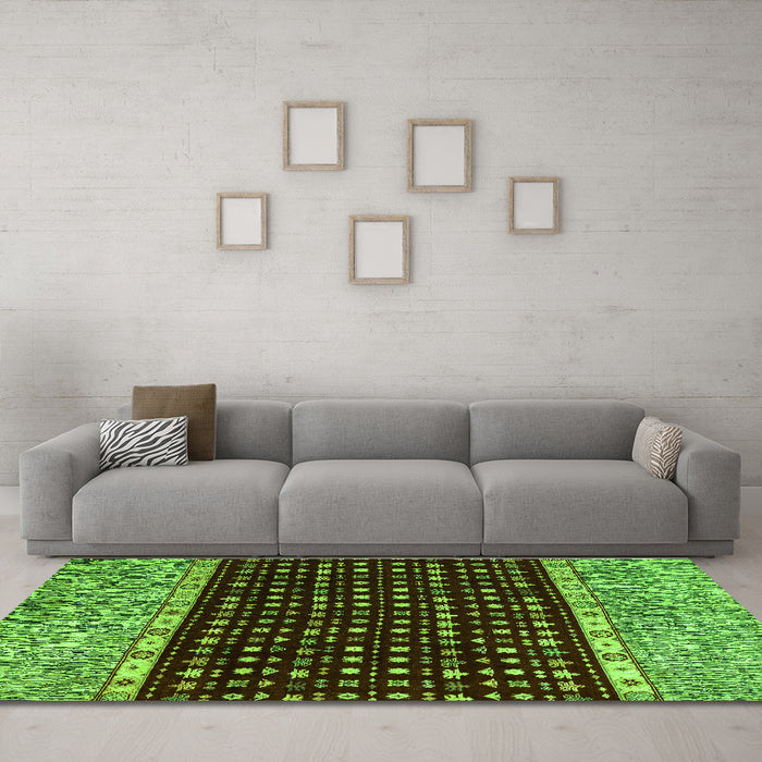 Machine Washable Abstract Green Modern Area Rugs in a Living Room,, wshabs4975grn