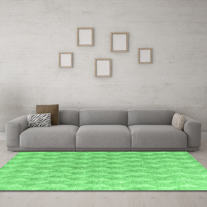 Machine Washable Abstract Emerald Green Modern Area Rugs in a Living Room,, wshabs4978emgrn