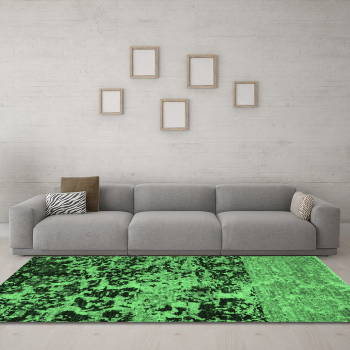 Machine Washable Abstract Emerald Green Modern Area Rugs in a Living Room,, wshabs4987emgrn