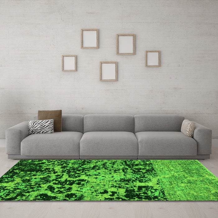Machine Washable Abstract Green Modern Area Rugs in a Living Room,, wshabs4987grn
