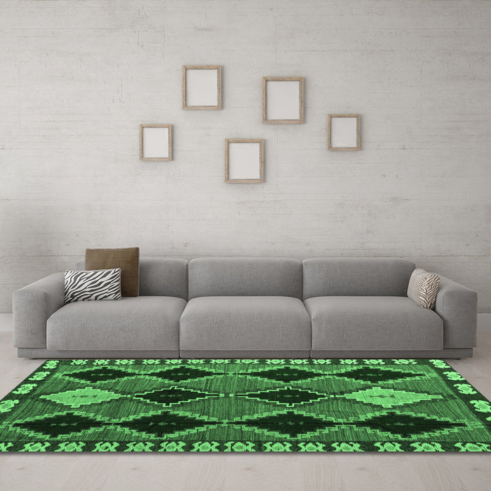 Machine Washable Abstract Emerald Green Modern Area Rugs in a Living Room,, wshabs4992emgrn