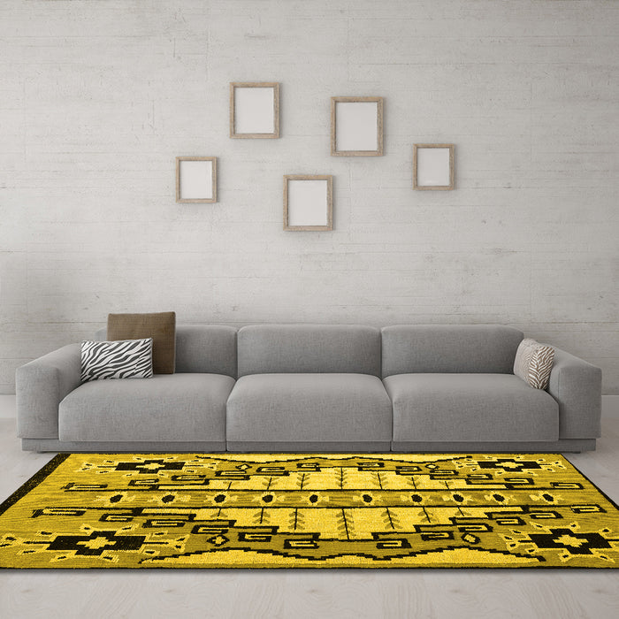 Machine Washable Abstract Yellow Modern Rug in a Living Room, wshabs4997yw