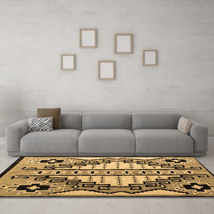 Machine Washable Abstract Brown Modern Rug in a Living Room,, wshabs4997brn