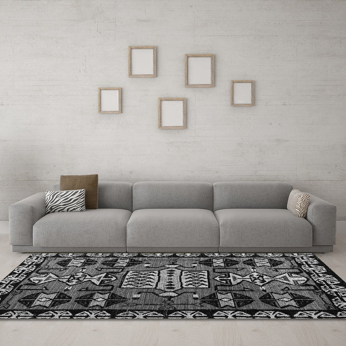 Machine Washable Abstract Gray Modern Rug in a Living Room,, wshabs4998gry
