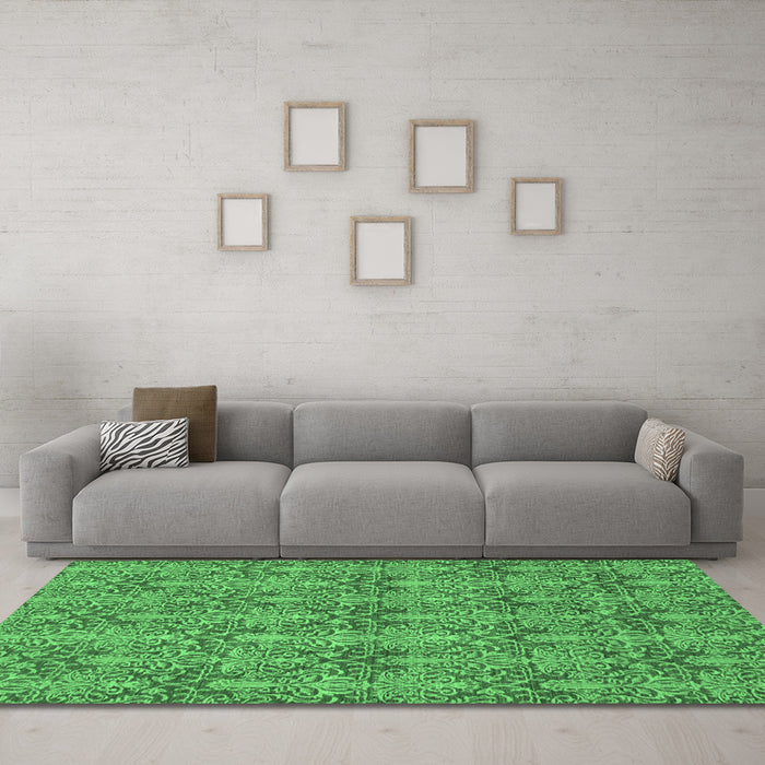 Machine Washable Abstract Emerald Green Modern Area Rugs in a Living Room,, wshabs49emgrn