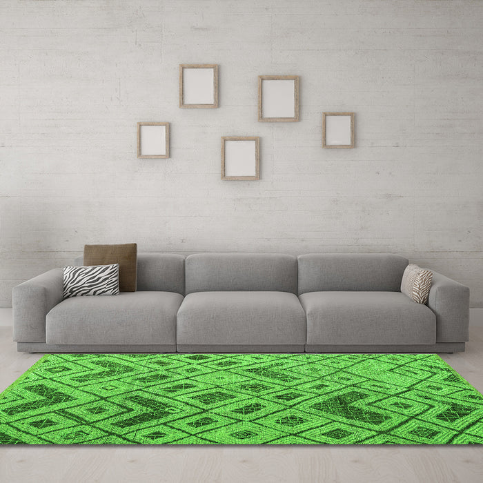 Machine Washable Abstract Green Modern Area Rugs in a Living Room,, wshabs5001grn