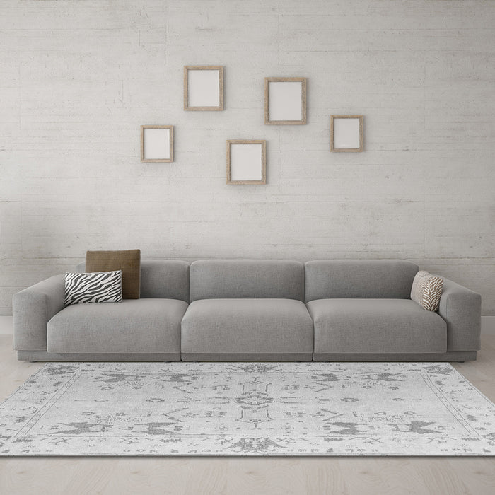 Machine Washable Oriental Gray Traditional Rug in a Living Room,, wshabs5008gry