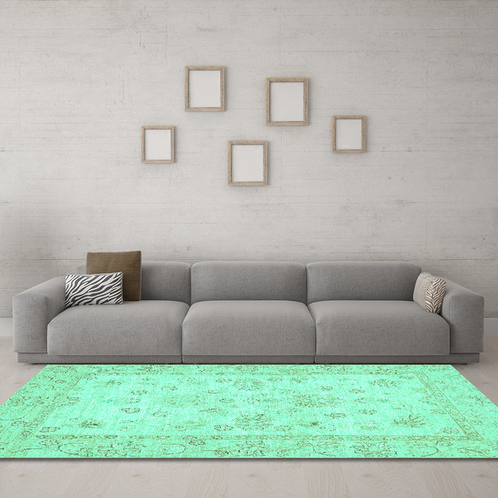 Machine Washable Oriental Turquoise Traditional Area Rugs in a Living Room,, wshabs500turq