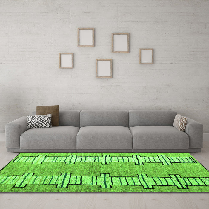 Machine Washable Abstract Green Modern Area Rugs in a Living Room,, wshabs5013grn