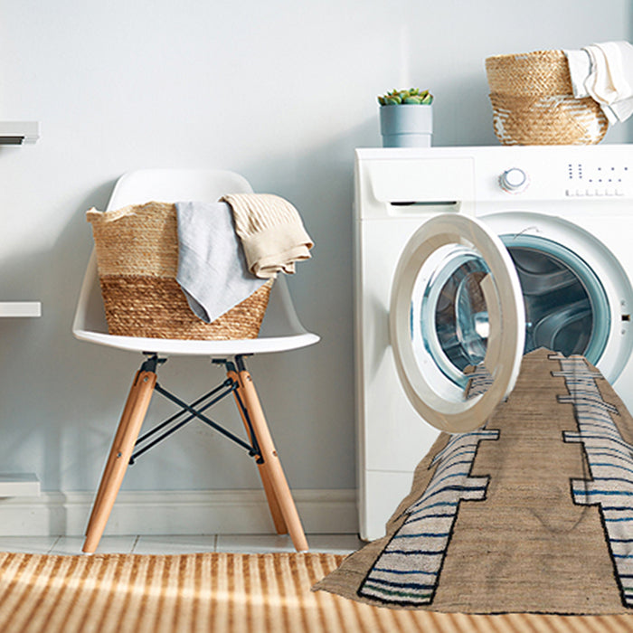 Machine Washable Abstract Brown Rug in a Washing Machine, wshabs5013