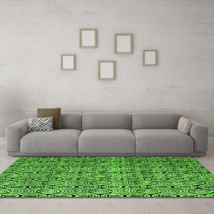Machine Washable Oriental Green Modern Area Rugs in a Living Room,, wshabs5018grn