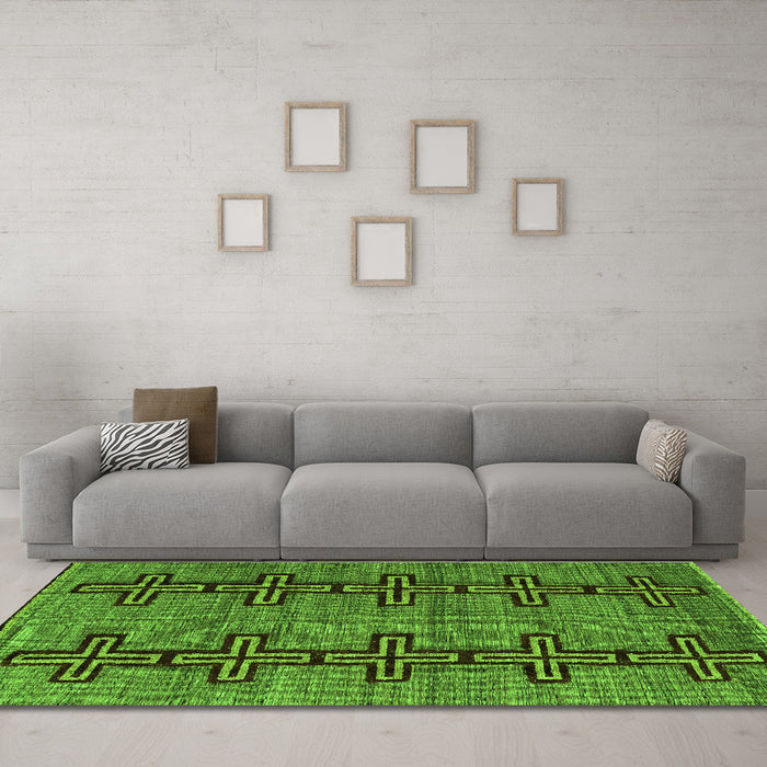 Machine Washable Oriental Green Modern Area Rugs in a Living Room,, wshabs5019grn