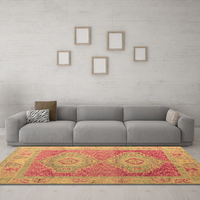 Machine Washable Oriental Brown Modern Rug in a Living Room,, wshabs5023brn