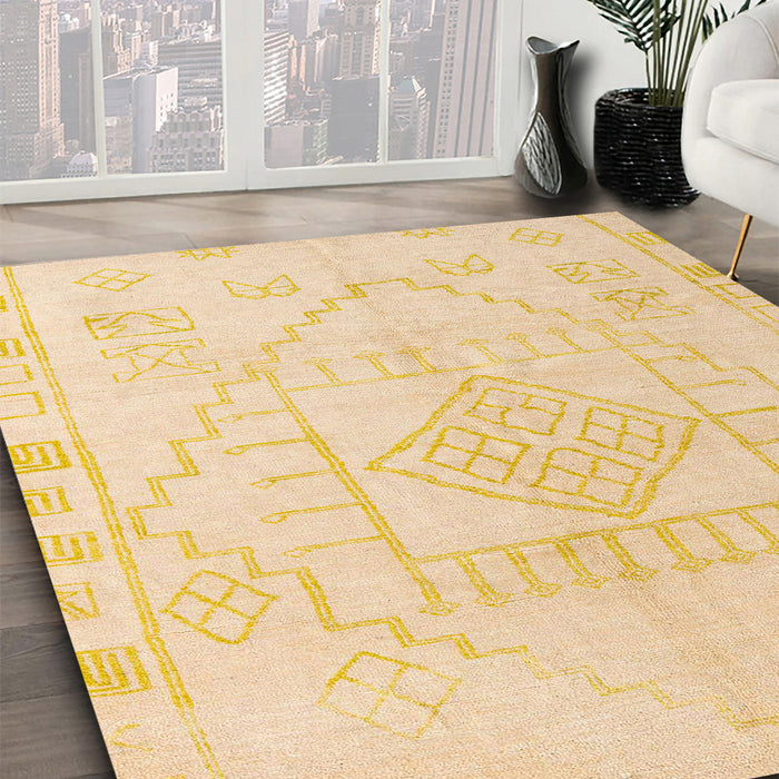 Abstract Brown Gold Oriental Rug in Family Room, abs5025