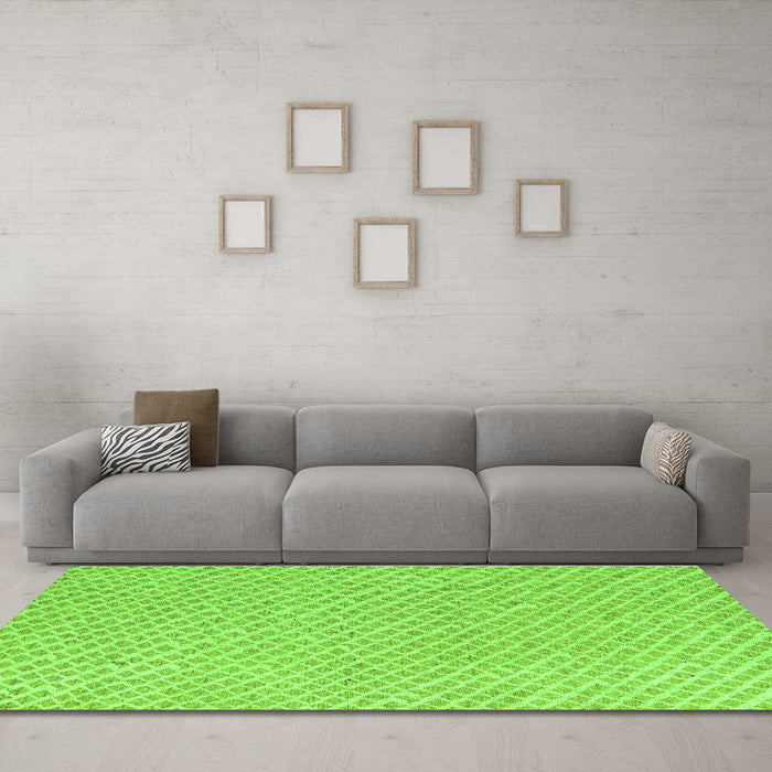 Machine Washable Oriental Green Modern Area Rugs in a Living Room,, wshabs5036grn