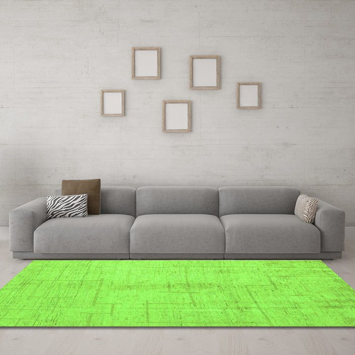 Machine Washable Oriental Green Modern Area Rugs in a Living Room,, wshabs5041grn