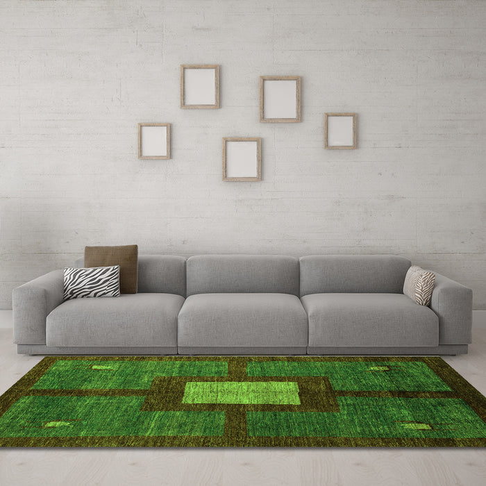 Machine Washable Abstract Green Modern Area Rugs in a Living Room,, wshabs5049grn