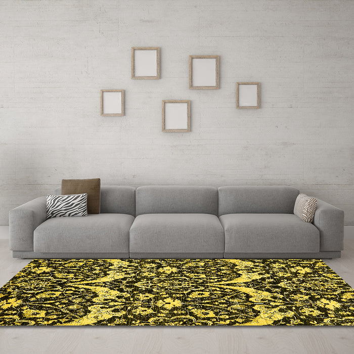 Machine Washable Abstract Yellow Modern Rug in a Living Room, wshabs505yw