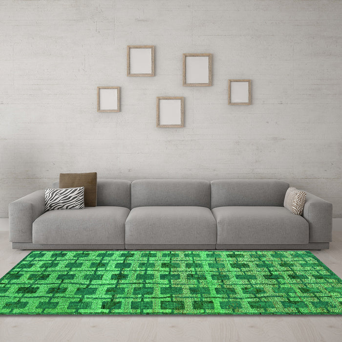 Machine Washable Abstract Green Modern Area Rugs in a Living Room,, wshabs5062grn