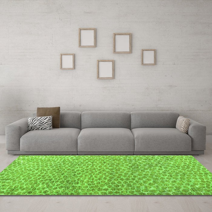 Machine Washable Abstract Green Modern Area Rugs in a Living Room,, wshabs5065grn