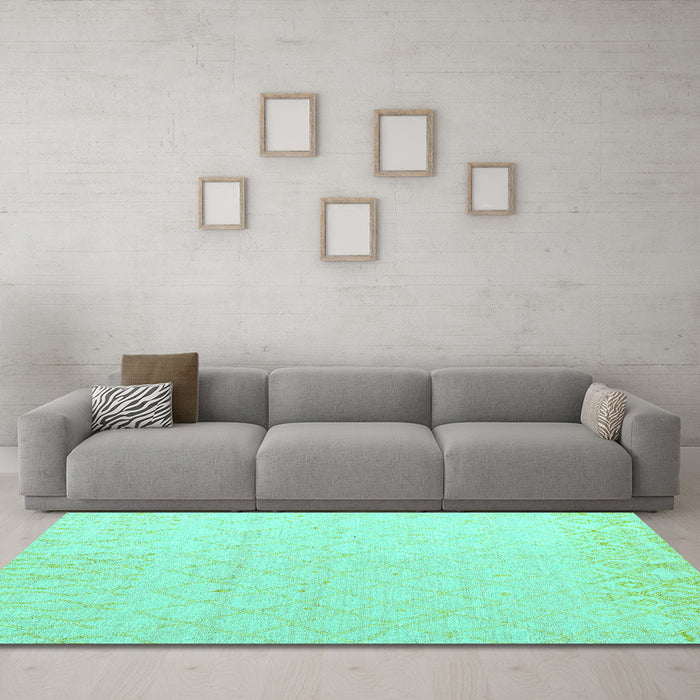 Machine Washable Solid Turquoise Modern Area Rugs in a Living Room,, wshabs5072turq