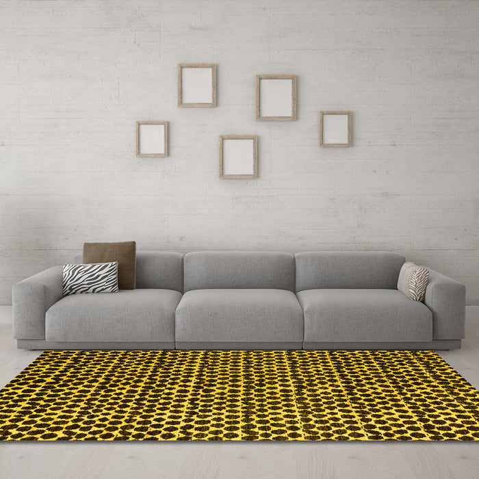 Machine Washable Abstract Yellow Modern Rug in a Living Room, wshabs5077yw