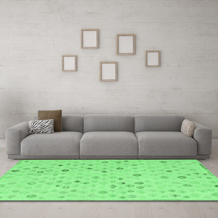 Machine Washable Abstract Emerald Green Modern Area Rugs in a Living Room,, wshabs5080emgrn