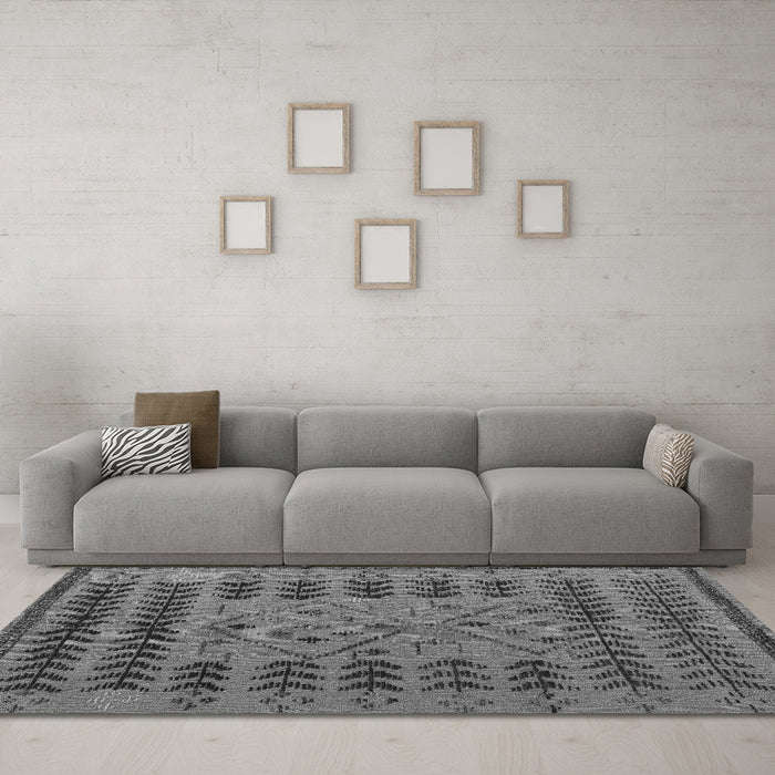 Machine Washable Abstract Gray Modern Rug in a Living Room,, wshabs5081gry